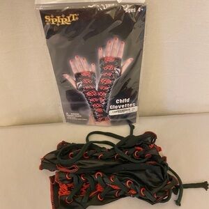 SPIRIT Halloween 2 Pairs Child Glovettes, Black / Red,  Gloves, Ties, Dress Up